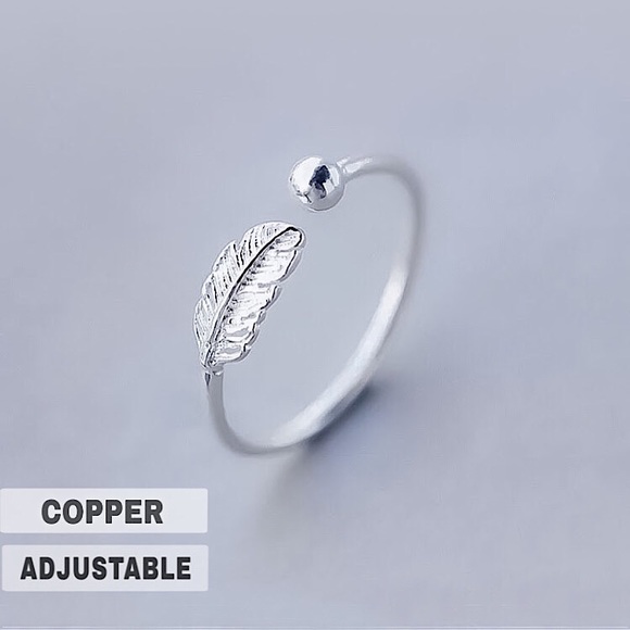 Jewelry - ⚜️[𝟯/$𝟭𝟴]⚜️NEW Feather Silver Delicate Adjustable Ring